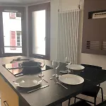 Moderne Au Coeur De *