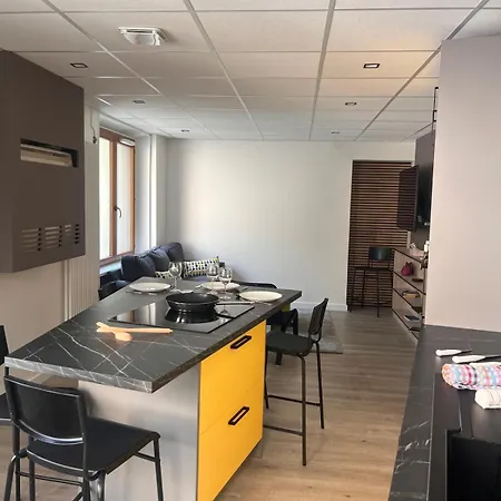 Moderne Au Coeur De *